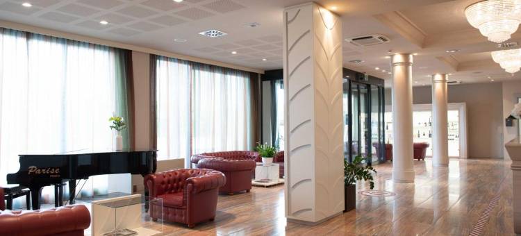 弗利大酒店(Grand Hotel Forlì)图片