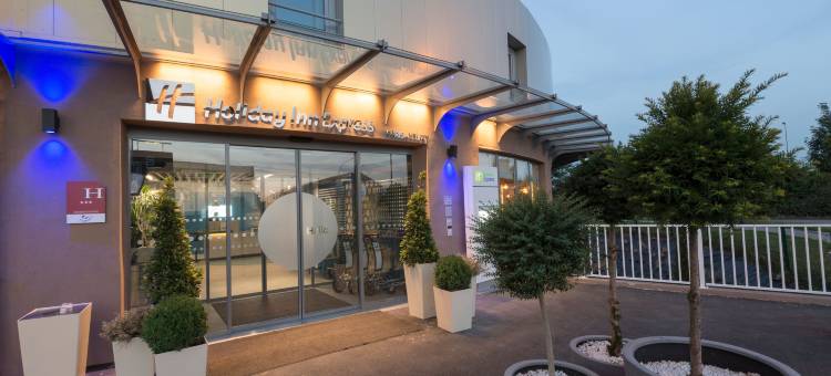 巴黎韦利济智选假日酒店(Holiday Inn Express Paris - Velizy)图片