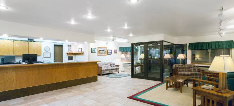 温德姆速8-蒙彼利埃(Super 8 by Wyndham Montpelier)图片