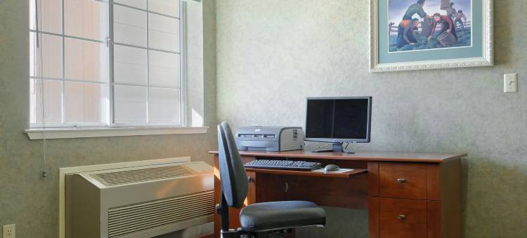 萨利纳斯豪生酒店(Howard Johnson by Wyndham Salinas)图片