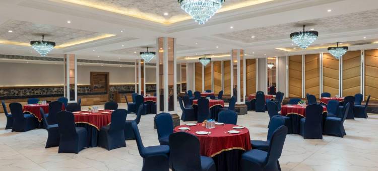 SPT Clarks Inn Suite Mandi  SPT克拉克斯套房曼迪(Spt Clarks Inn Suite Mandi)图片