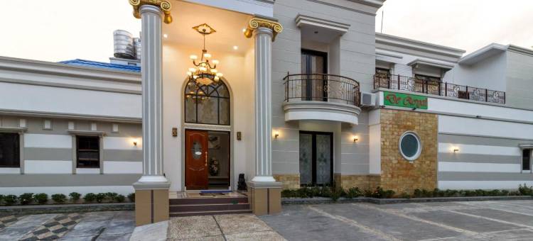 红多兹Plus酒店-近马那多玛拉拉扬海滩(RedDoorz Plus Near Pantai Malalayang Manado)图片