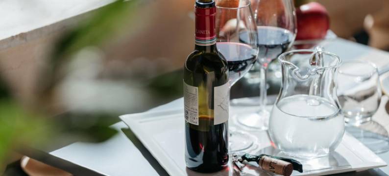 L.H.T 尤特普酒店(Euterpe Lht)图片