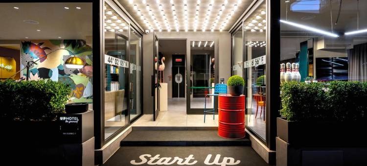 额谱酒店(Up Hotel)图片