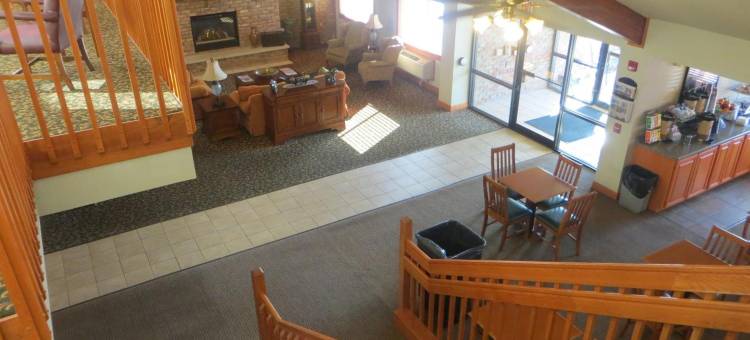 马尼托瓦克美吟温德姆酒店(AmericInn by Wyndham Manitowoc)图片