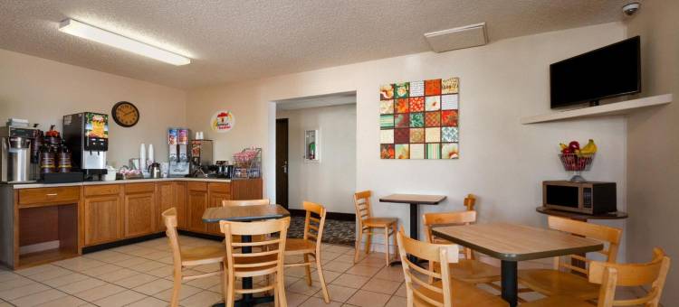 布莱克威尔速8酒店(Super 8 by Wyndham Blackwell)图片