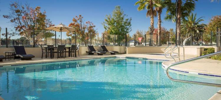 萨斯城河岸欢朋套房酒店(Hampton Inn & Suites Suisun City Waterfront)图片