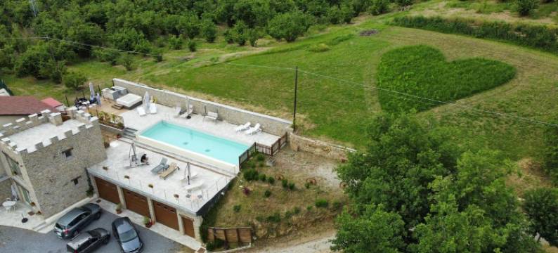 阿尔塔兰加别墅(Villa Alta Langa)图片