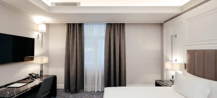 Cosmos Selection Saint-Petersburg Italyanskaya图片