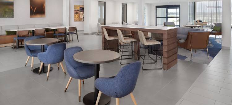 哥伦布唐普雷斯套房酒店(TownePlace Suites by Marriott Columbus)图片