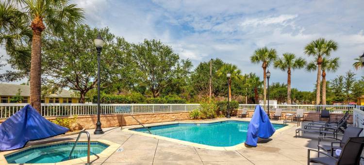 萨拉索塔雷克伍德兰奇万枫酒店(Fairfield by Marriott Inn & Suites Sarasota Lakewood Ranch)图片