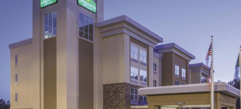 福赛斯拉昆塔温德姆套房酒店(La Quinta Inn & Suites by Wyndham Forsyth)图片