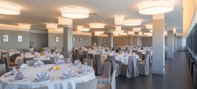 阿兹马特富拉迪沃斯托克酒店(Azimut Hotel Vladivostok)图片