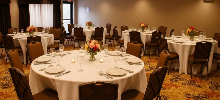 智选假日套房酒店-勒维尔/坎伯兰(Holiday Inn Express & Suites Cumberland - la Vale)图片