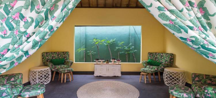 吉利阿尔粉色可可酒店(PinkCoco Gili Air - Constant Surprises & for Cool Adults Only)图片
