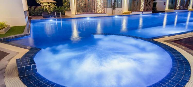 尖竹汶府山顶酒店(The Peak Hotel Chanthaburi)图片