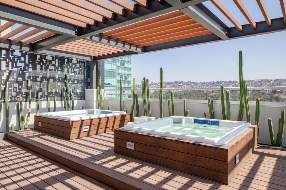 Hotel Real del Rio Over view