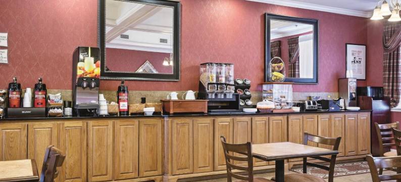 冈贝里尔城美洲最佳价值套房酒店(Americas Best Value Inn and Suites Gun Barrel City)图片