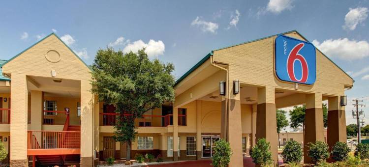 阿林顿6号汽车旅馆(Motel 6 Arlington, TX)图片