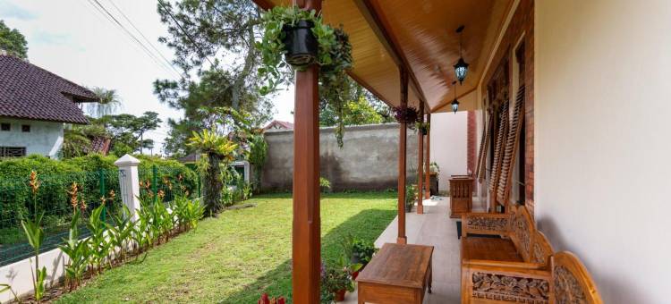 Belgareti Modern Ethnic House Cipanas Puncak图片