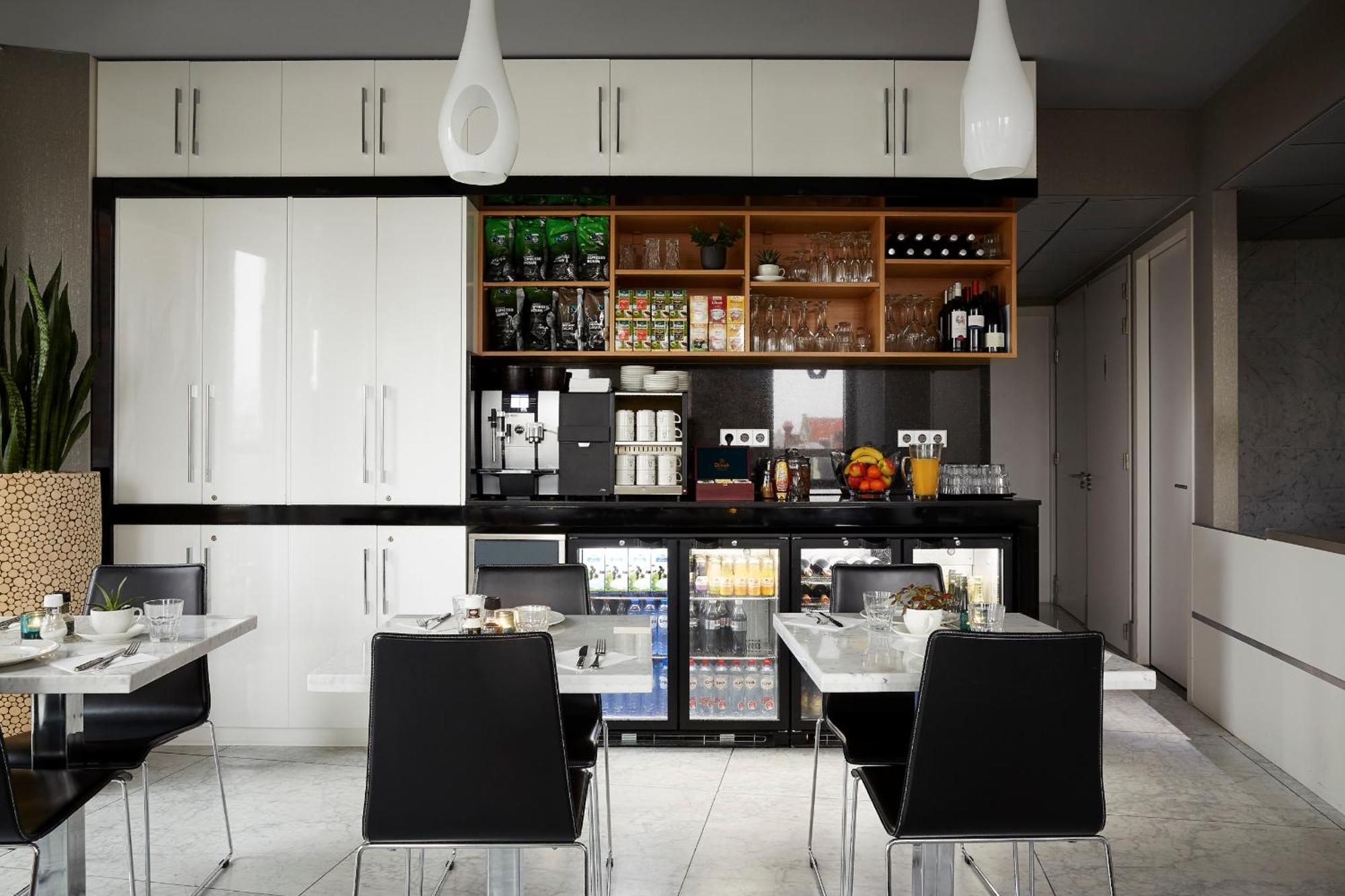 Amadi Park Hotel Over view