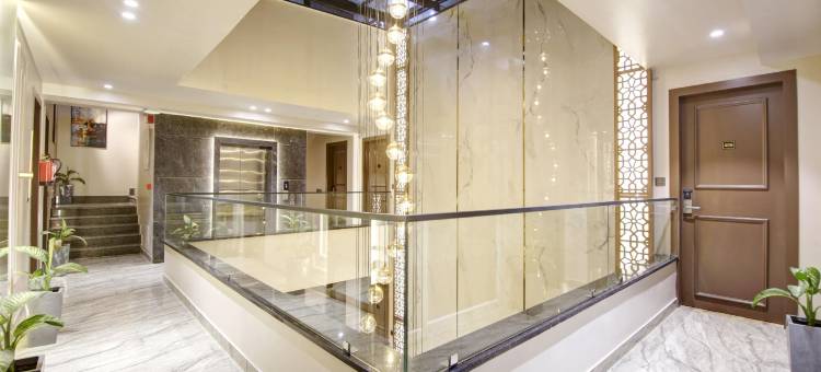 Saltstayz Premier - 高尔夫球场路附近及57区(Saltstayz Premier - Near Golf Course Road & Sector 57)图片