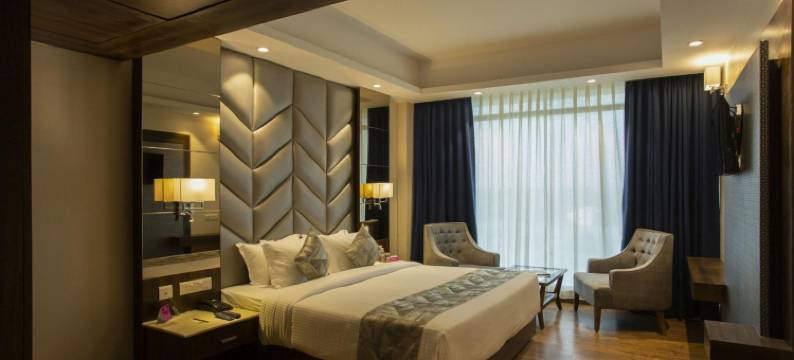 索姆纳斯萨罗瓦波尔蒂科酒店(Sarovar Portico, Somnath)图片