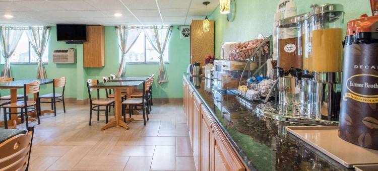 魔鬼湖温德姆速8酒店(Super 8 by Wyndham Devils Lake)图片