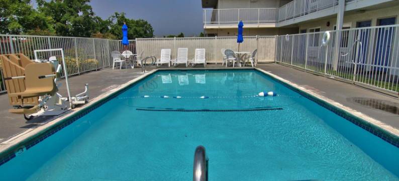 加利福尼亚萨克拉门托 - 南萨克拉门托及麋鹿林 6 号汽车旅馆(Motel 6 Sacramento, CA – South Sacramento & Elk Grove)图片