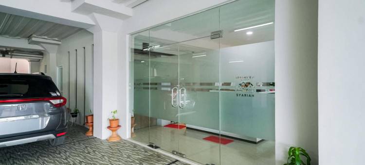 红门城市景观巴里沙利亚酒店(巨港)(Urbanview Hotel Bari Syariah Palembang by RedDoorz)图片