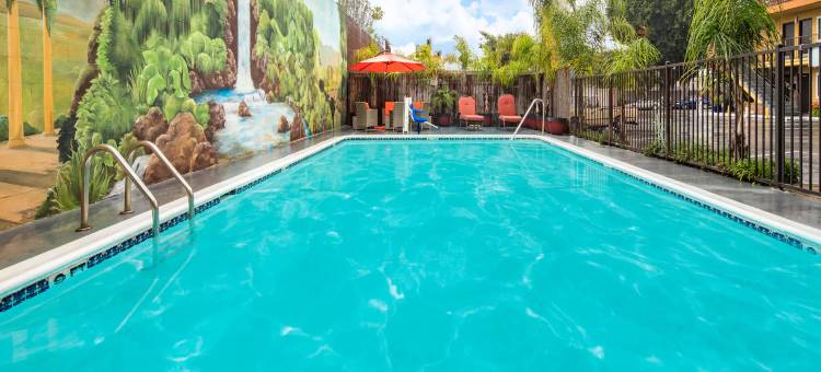 Travelodge by Wyndham Burbank-Glendale图片