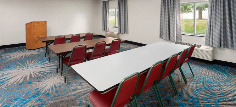 Days Inn & Suites by Wyndham of Morris图片