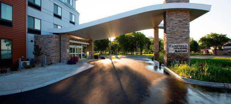 Fairfield Inn & Suites Detroit Lakes图片
