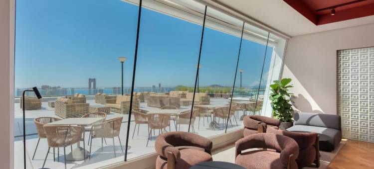 卢克索科斯塔布兰卡大酒店(Grand Luxor Costa Blanca)图片