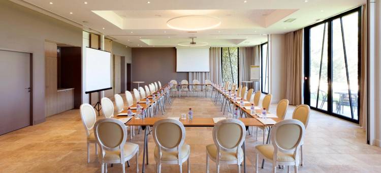 玛斯德埃赫贝斯布兰奇Spa酒店 - 放松&城堡(Mas des Herbes Blanches Hôtel & Spa – Relais & Châteaux)图片