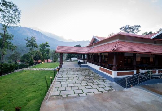 RiverMist Resorts Hotel Overview