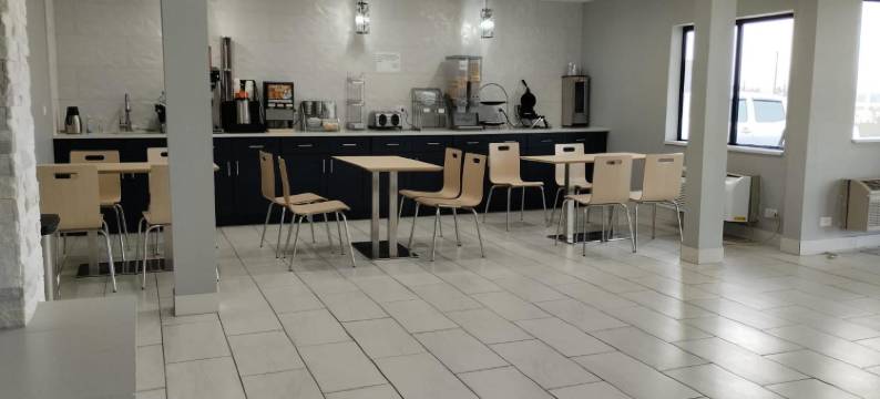 莫里斯速8酒店(Super 8 by Wyndham Morris)图片