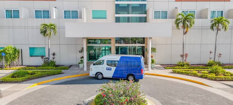 Holiday Inn Express 曼萨尼略(Holiday Inn Express MANZANILLO by IHG)图片