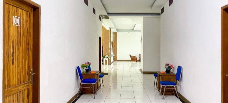 Hotel Tirta Jadi at Karangkobar Banjarnegara Mitra RedDoorz图片