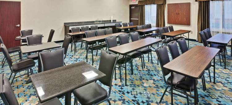 智选假日套房酒店新费城(Holiday Inn Express & Suites New Philadelphia)图片