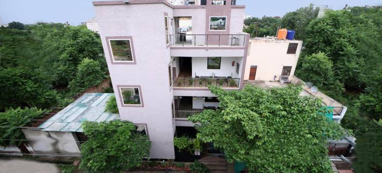 OYO 19535 塔吉尼瓦斯酒店(Hotel Taj Niwas)图片