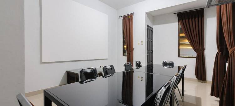 红多兹伊斯兰酒店-近茂物喷泉公园(RedDoorz Syariah Near Taman Air Mancur Bogor)图片