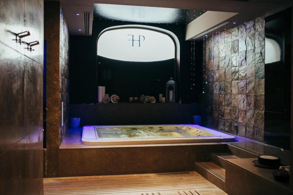 Hotel Porta Felice & Spa Over view