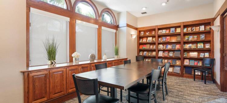 追逐套房酒店布雷亚-富勒顿(Chase Suite Hotel Brea Fullerton)图片