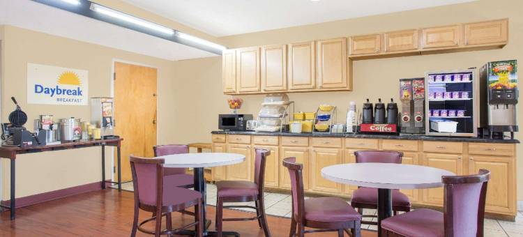 伊斯利西格林维尔/克莱姆森地区温德姆戴斯酒店(Days Inn by Wyndham Easley/Greenville/Clemson Area)图片