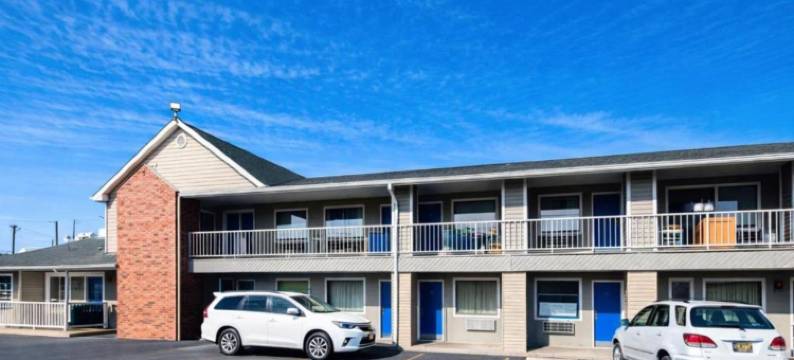 Residential Suites Blue Springs by Hotel O I 70图片