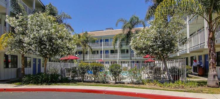 卡宾特里拉北部圣芭芭拉6号汽车旅馆(Motel 6 Carpinteria, CA - Santa Barbara - North)图片