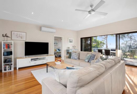 Woorolong Hotel Overview