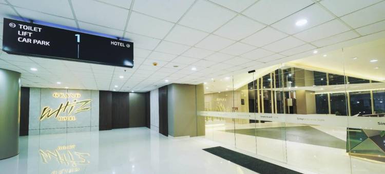 泗水帕希思辉盛大酒店(Grand Whiz Hotel Praxis Surabaya)图片