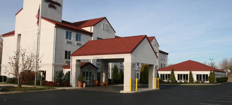 希尔顿欢朋酒店-桑杜斯开中心(Hampton Inn Sandusky-Central)图片